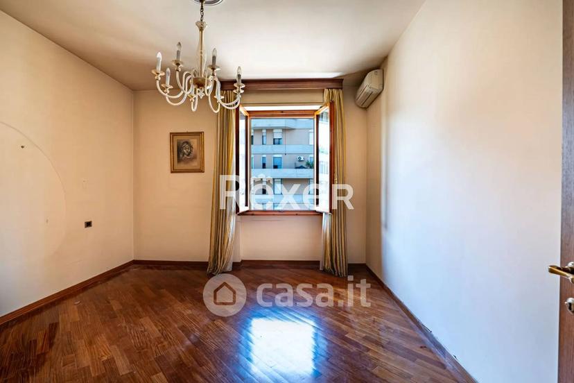 Appartamento in Via Ugo Foscolo 11 — foto 12 di 26