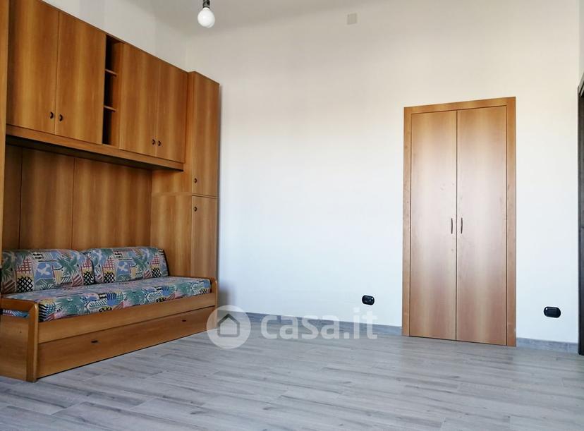 Bilocale in Viale Lombardia 11 — foto 10 di 14