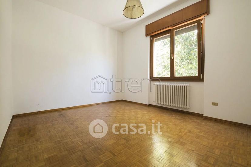 Trilocale in Via Pace 7 — foto 10 di 33