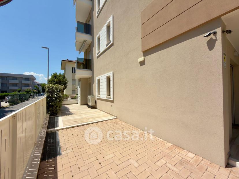 Trilocale in Viale Guglielmo Marconi 170 — foto 17 di 50