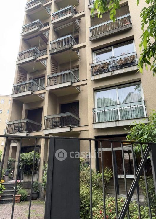 Stanza in Via Leone Leoni — foto 10 di 15
