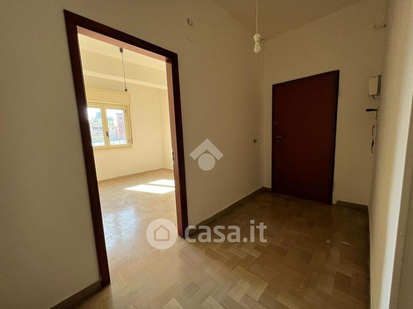 Quadrilocale in Via Antonino Cutroneo 33 — foto 8 di 28