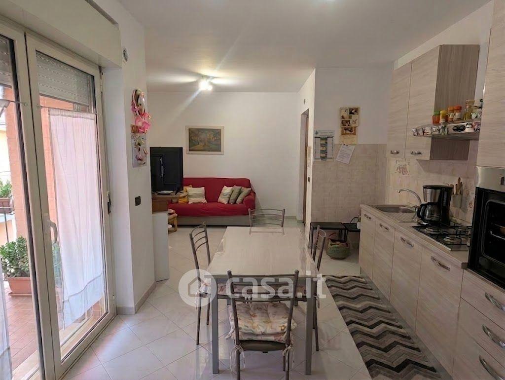 Trilocale in Via Centuriazione 17