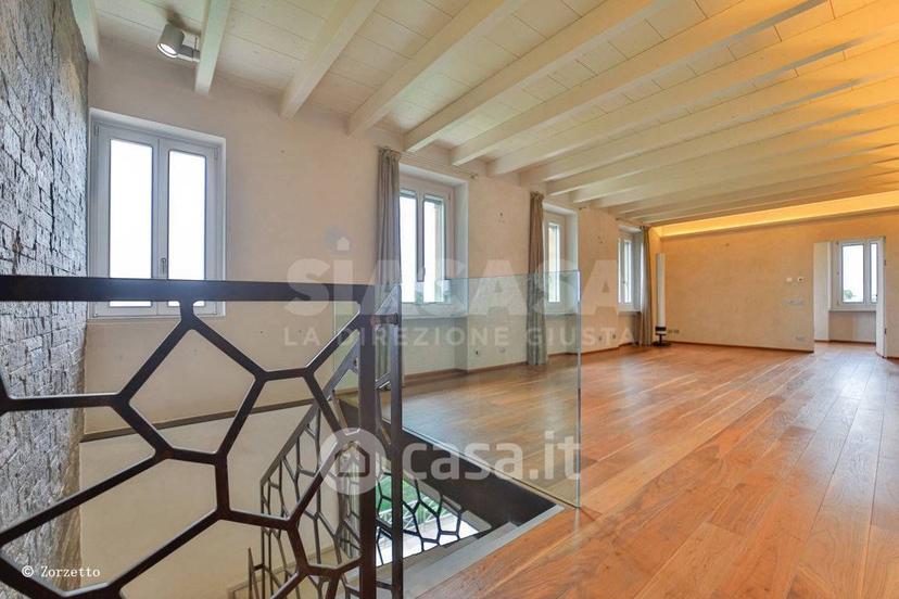 Villa in Via Belvedere 37 — foto 43 di 95