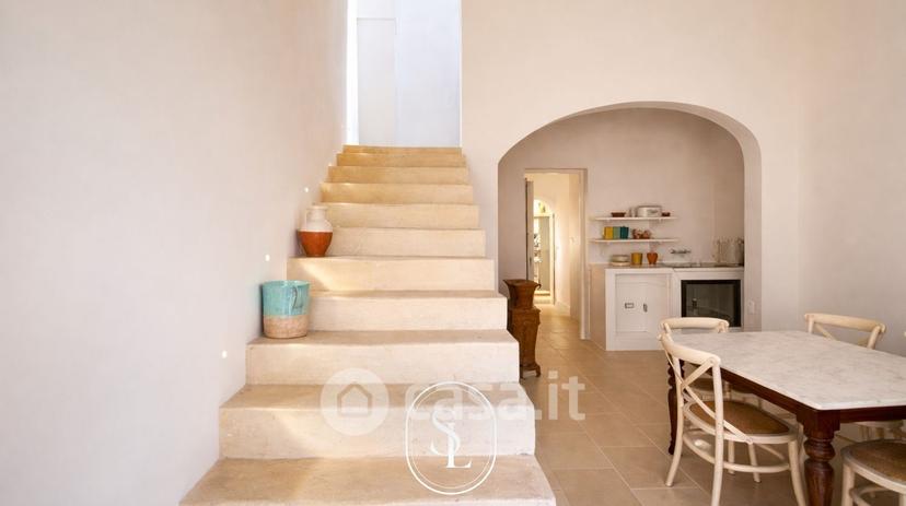 Villa in Via U. Giordano — foto 28 di 34