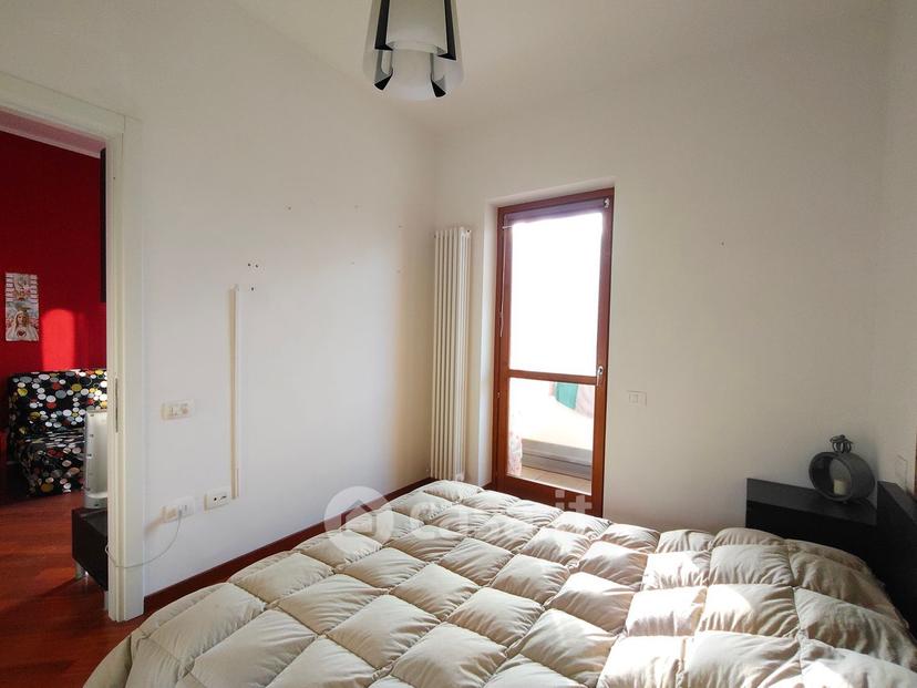 Bilocale in Via Sant'Anna 156 — foto 2 di 26