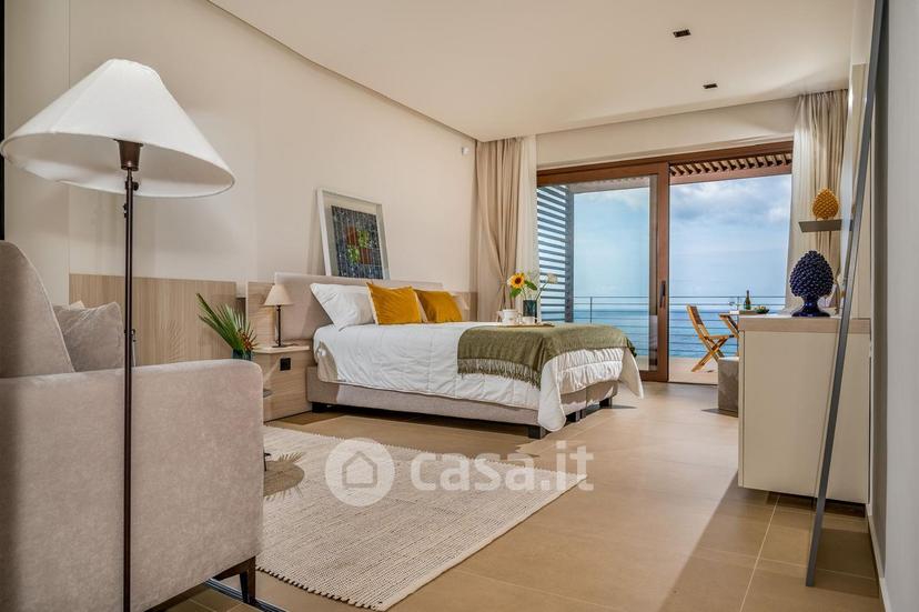 Villa in Via Caio Duilio — foto 9 di 45
