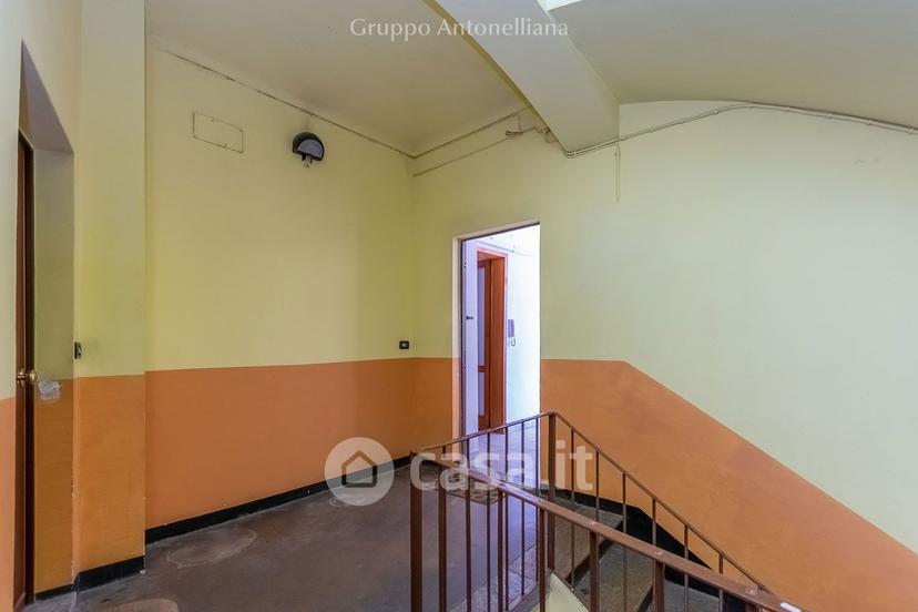 Quadrilocale in Via Real Collegio 18 — foto 3 di 24