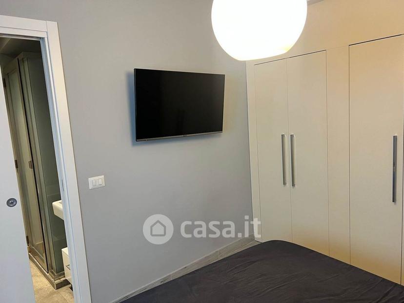 Bilocale in Via Antonello da Messina 41 — foto 10 di 12
