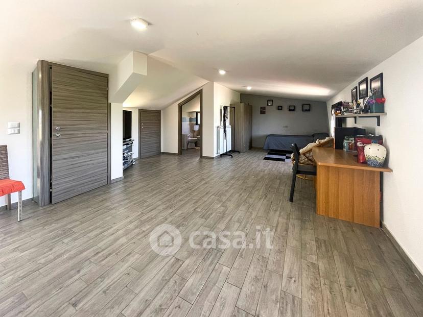 Villa in Via Giovanni Guareschi 67 — foto 40 di 115