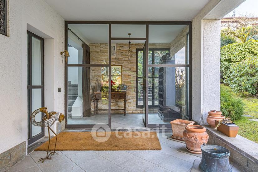 Villa in Via dei Faggi Rossi — foto 35 di 39