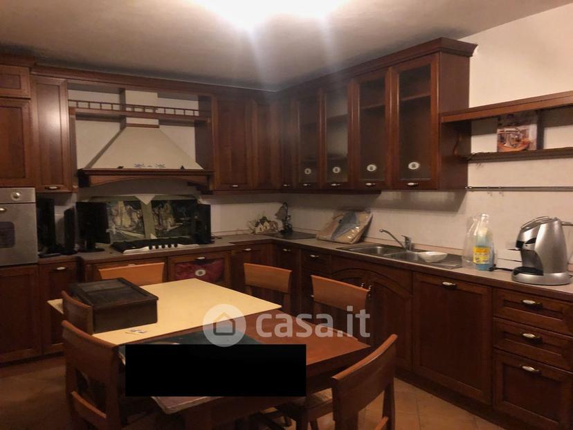 Villa in Via Giacomo Matteotti — foto 32 di 42