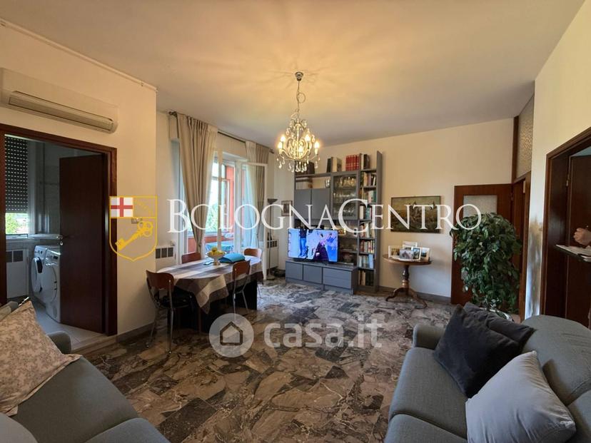 Appartamento in Via di Bertalia