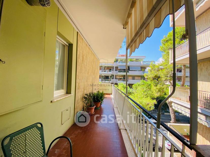 Trilocale in Viale John Fitzgerald Kennedy 78 — foto 34 di 34