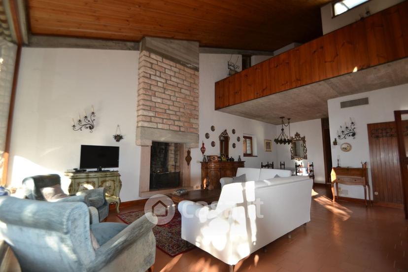 Villa in Contrada Cà Montagna — foto 7 di 25