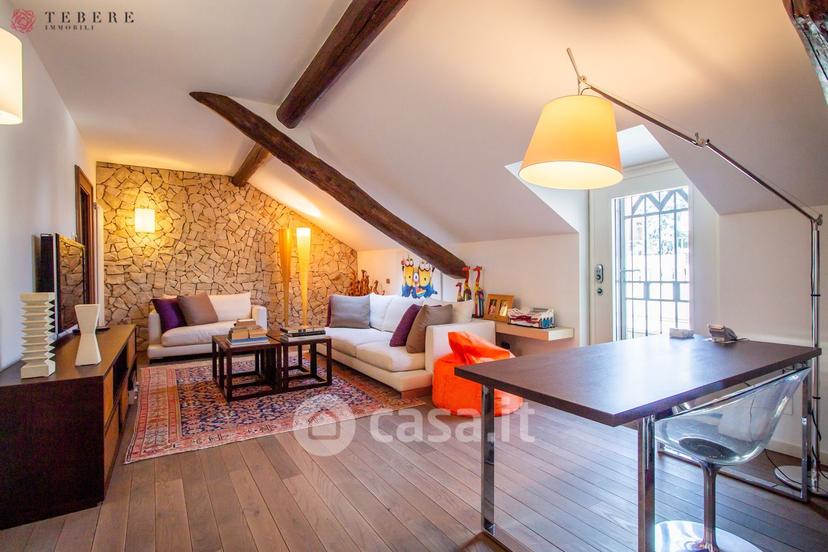 Villa in Corso XX Settembre 50 — foto 43 di 47