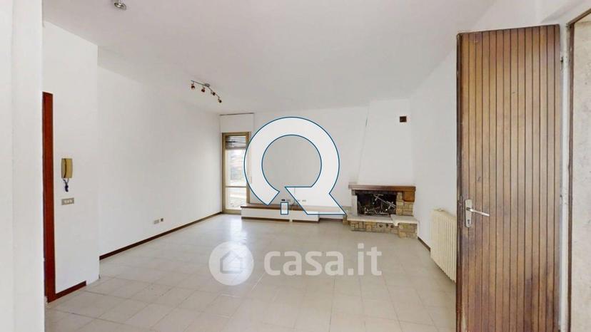 Trilocale in Via Roma 55 — foto 7 di 39