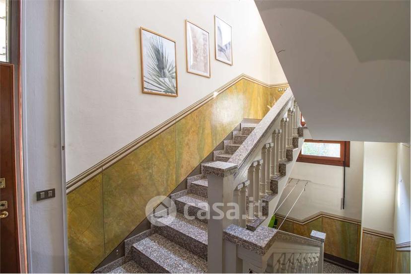 Villa in Via IV Novembre — foto 25 di 60