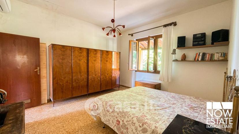 Villa in Passo della Scheggia — foto 23 di 49