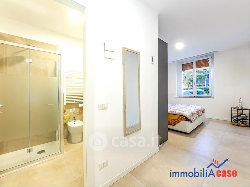 Trilocale in Via Pietro Toselli 4 — foto 29 di 34