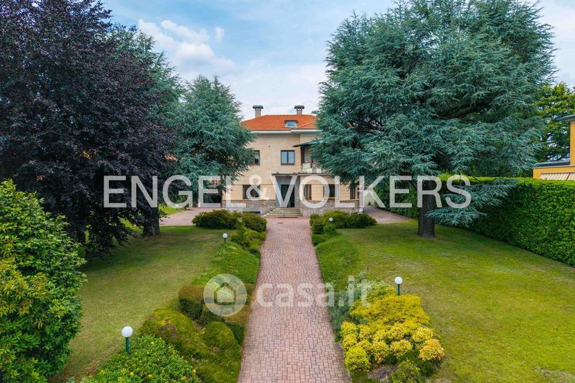 Villa in Roma 41 — foto 47 di 83