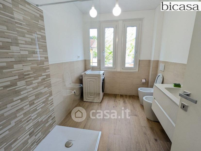 Trilocale in Via Lodovico Agostini — foto 10 di 11