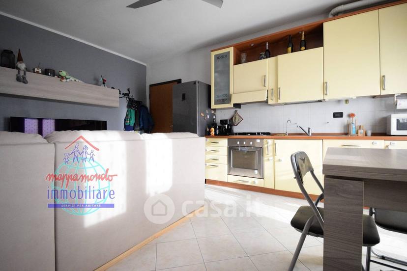 Quadrilocale in Via della Costituzione 36 — foto 8 di 25