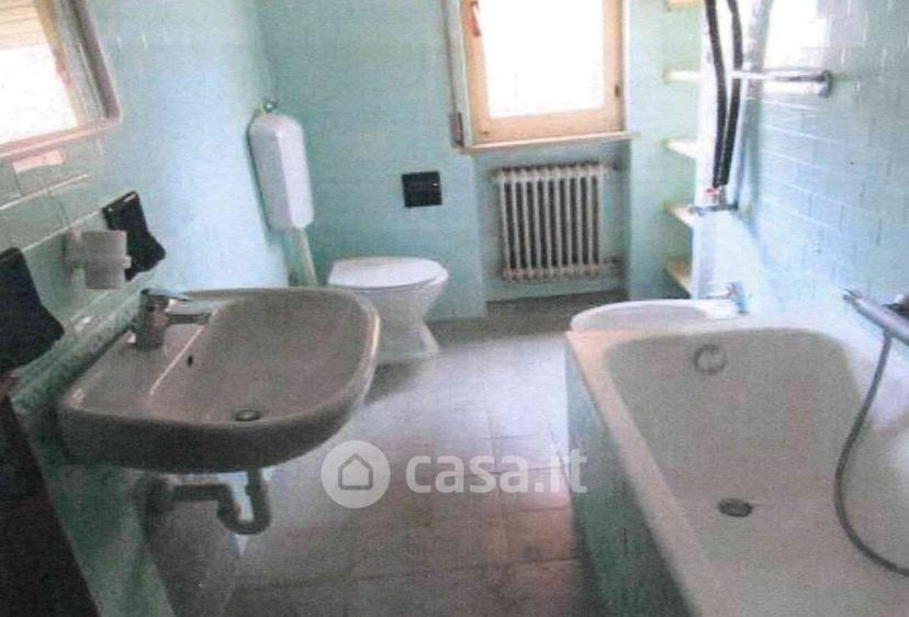 Quadrilocale in Via del Porto 7 — foto 7 di 12