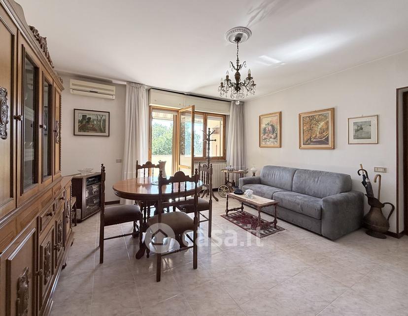 Quadrilocale in Giulio Pastore 13 — foto 7 di 42