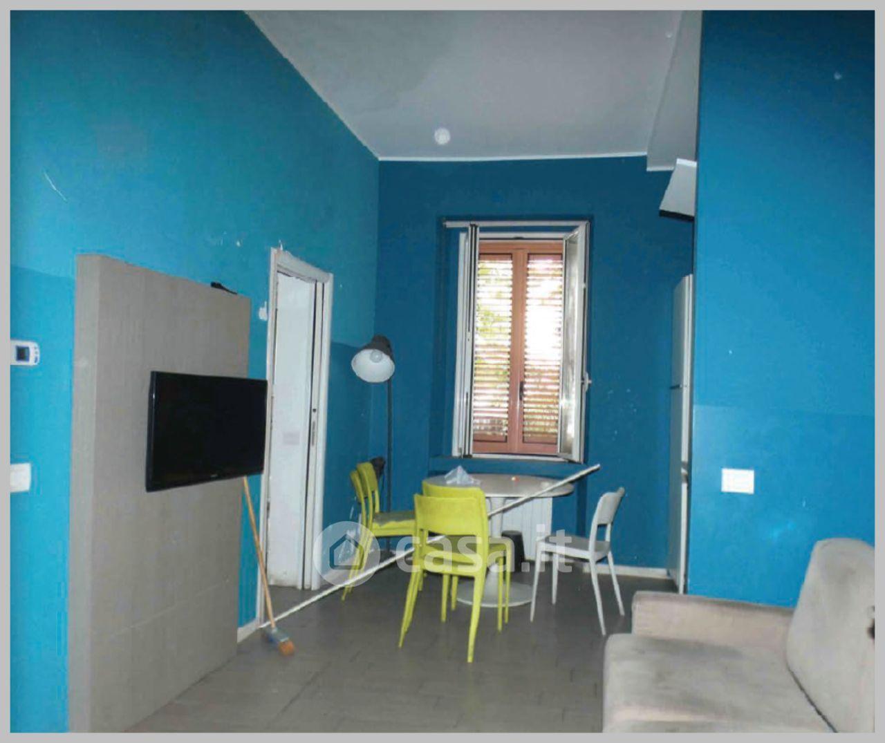 Trilocale in Via Emilio de Marchi