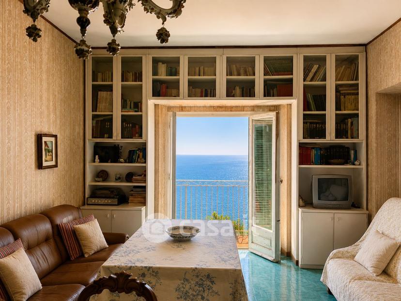 Villa in Via Giacomo Matteotti 13 — foto 17 di 45