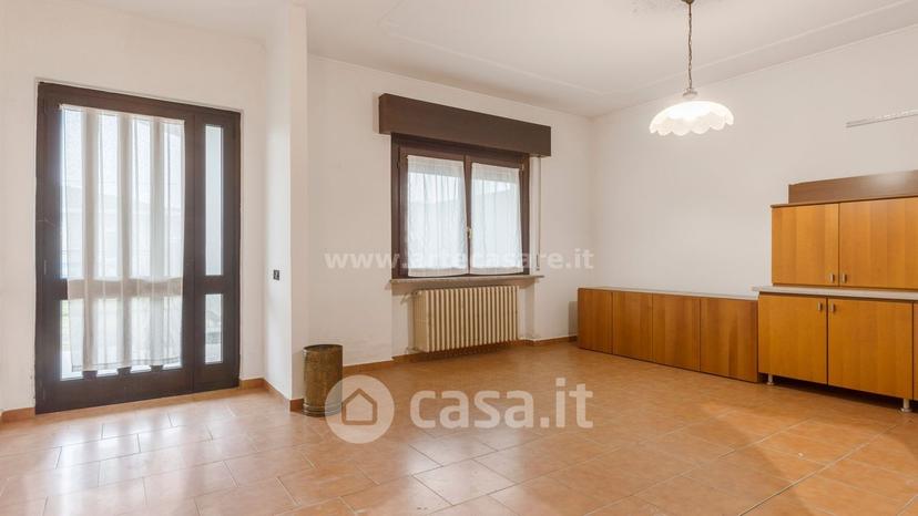 Bilocale in Via Alberone 7