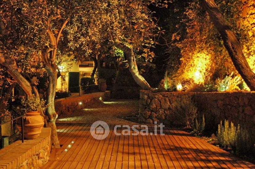 Villa in Via dei Fari 1 — foto 44 di 46