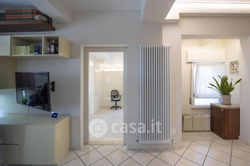 Appartamento in Via Antonio Gramsci 60 — foto 4 di 35