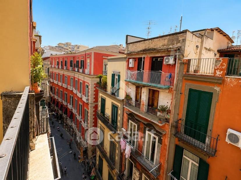 Trilocale in Via Chiaia — foto 11 di 17