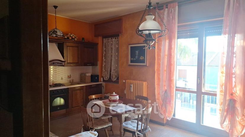 Villa in Via dei Certosini 8 — foto 5 di 28