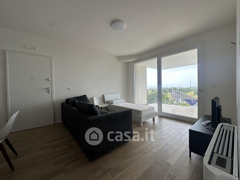 Trilocale in Viale Unità d'Italia 137 — foto 6 di 25