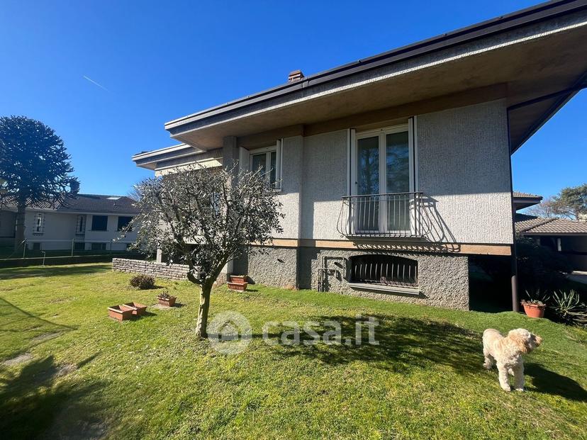 Villa in Via Cesare Pavese — foto 22 di 67