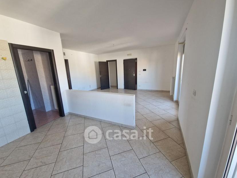 Trilocale in Via Domenico Castellana — foto 18 di 21