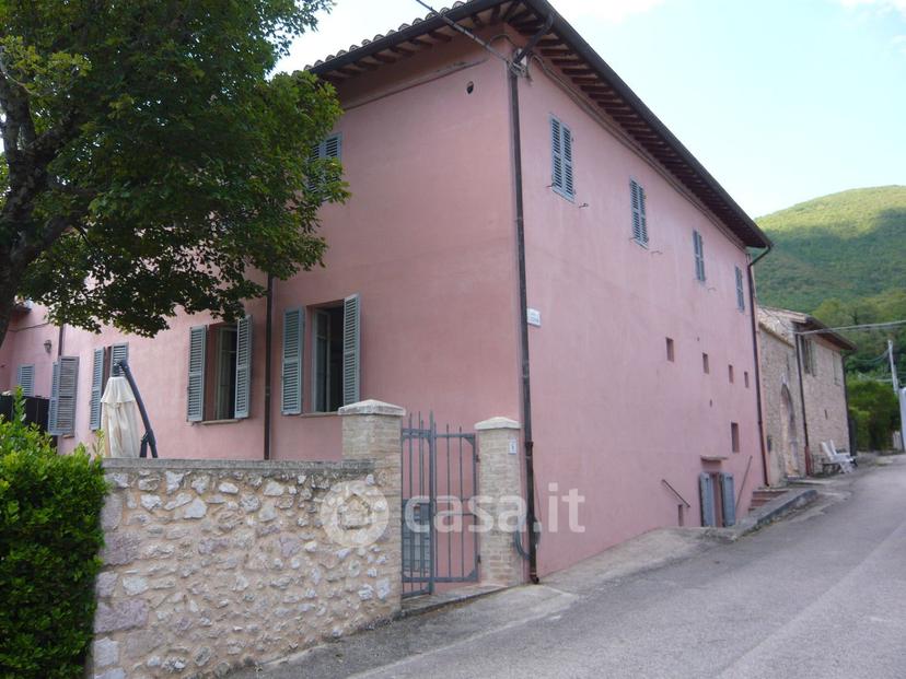 Villa in Via San Stefano 6 — foto 2 di 89