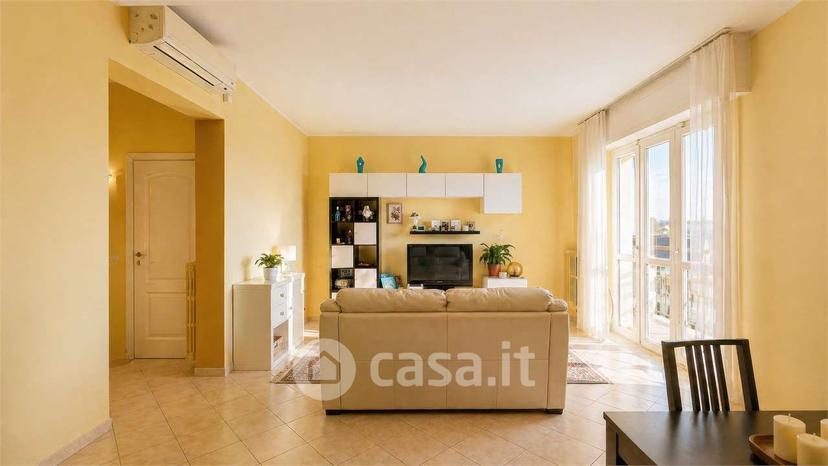 Trilocale in Via Cesare Battisti 81 — foto 16 di 25