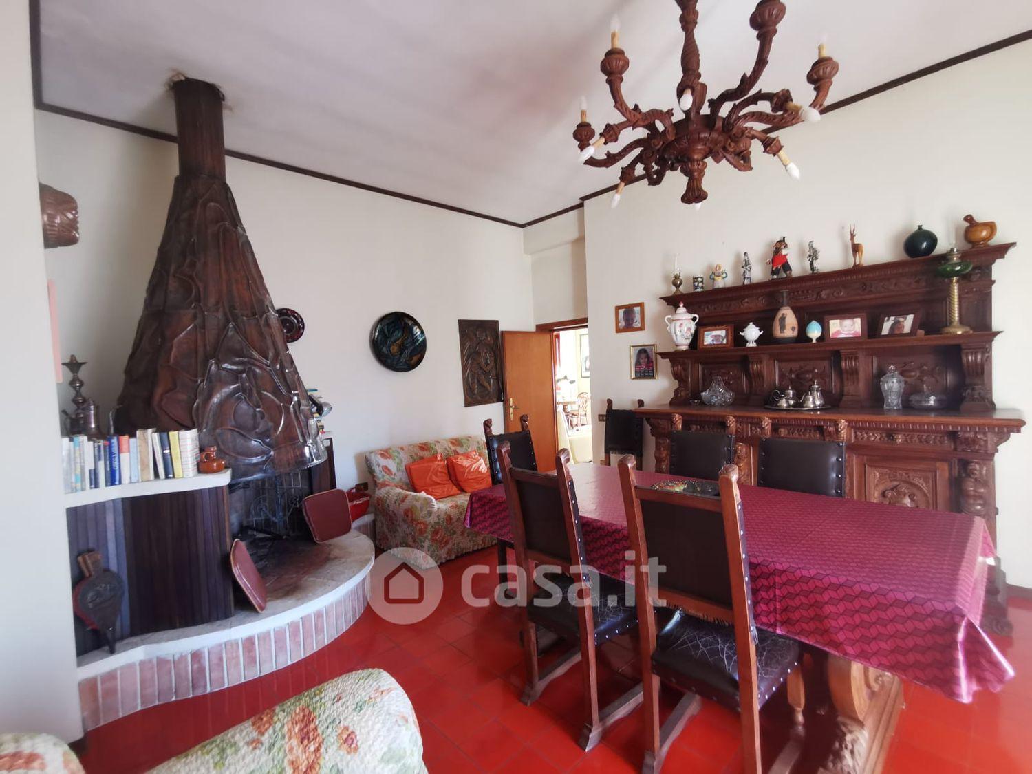Villa in Via Ascanio Grandi 4