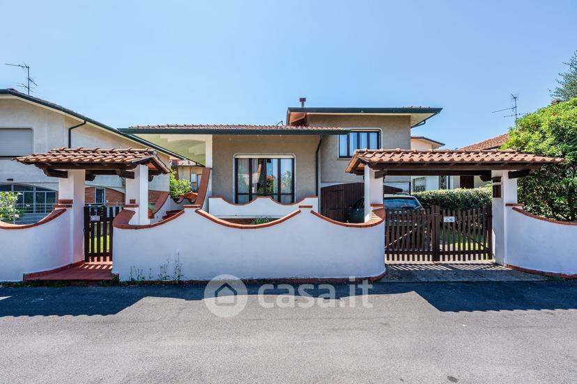 Villa in Via degli Ontani 48 — foto 28 di 34