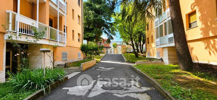 Trilocale in Via Cafiero — foto 9 di 29