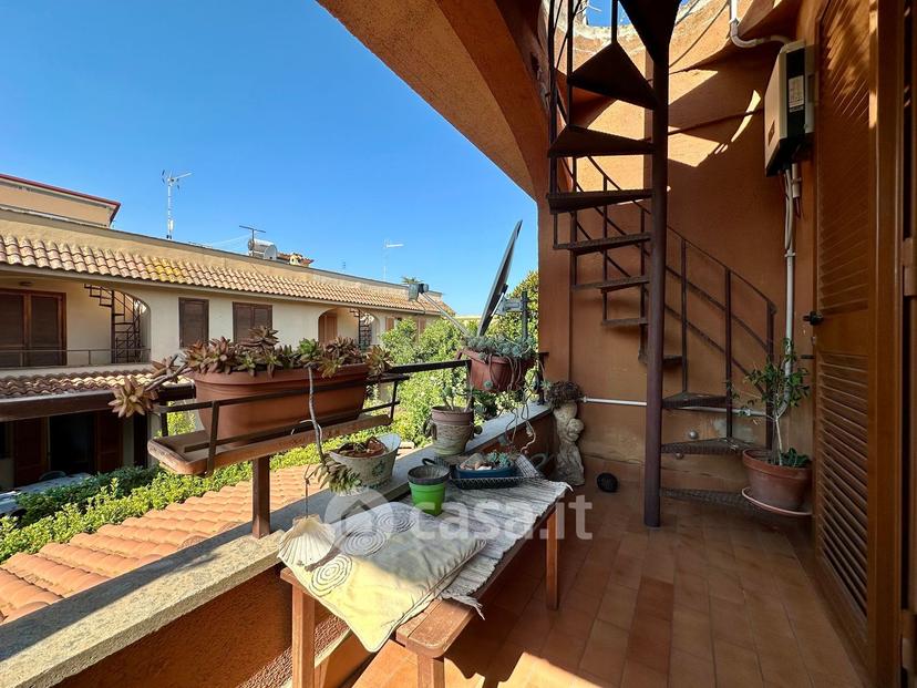 Villa in Via di Valle Schioia — foto 17 di 37