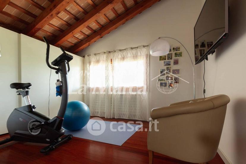 Villa in Via Osoppo 13 — foto 33 di 33