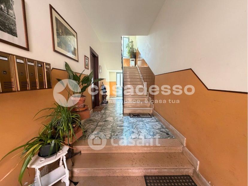 Quadrilocale in Via Gennaro 5 — foto 3 di 22