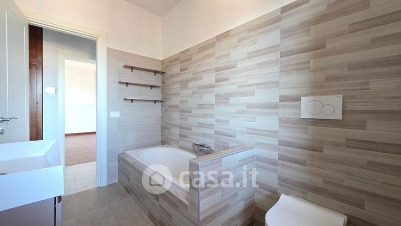 Quadrilocale in Via Alessandro Polidori 26 — foto 36 di 42