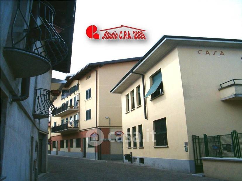 Trilocale in Via Alessandro Manzoni 10 — foto 8 di 45