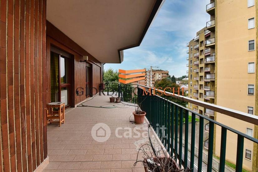 Appartamento in Via A. Villa 20 — foto 7 di 53